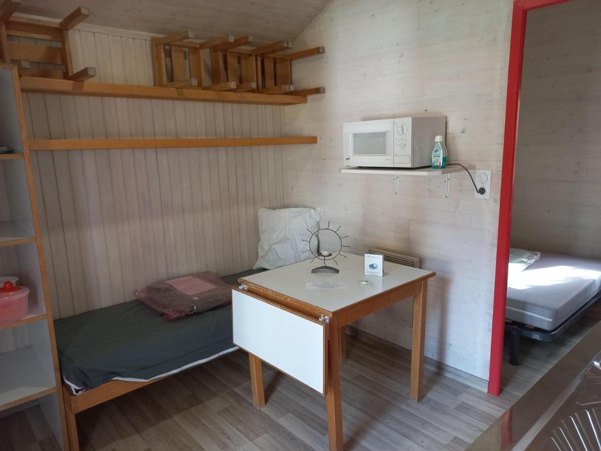 Camping Les Feuilles Chauffailles Екстериор снимка