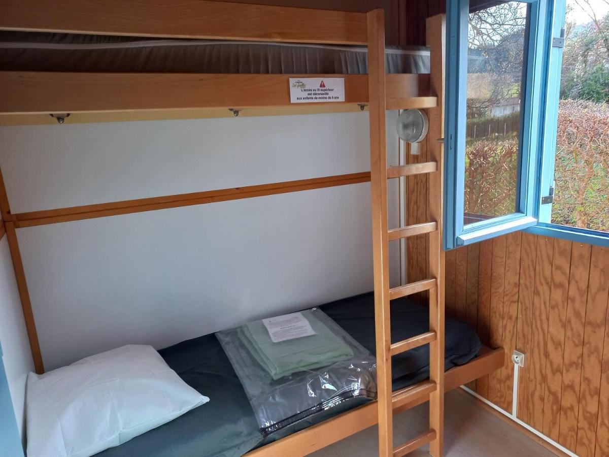 Camping Les Feuilles Chauffailles Екстериор снимка