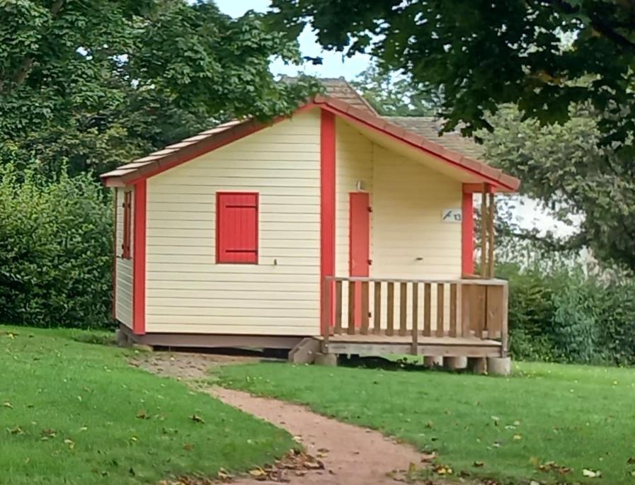 Camping Les Feuilles Chauffailles Екстериор снимка